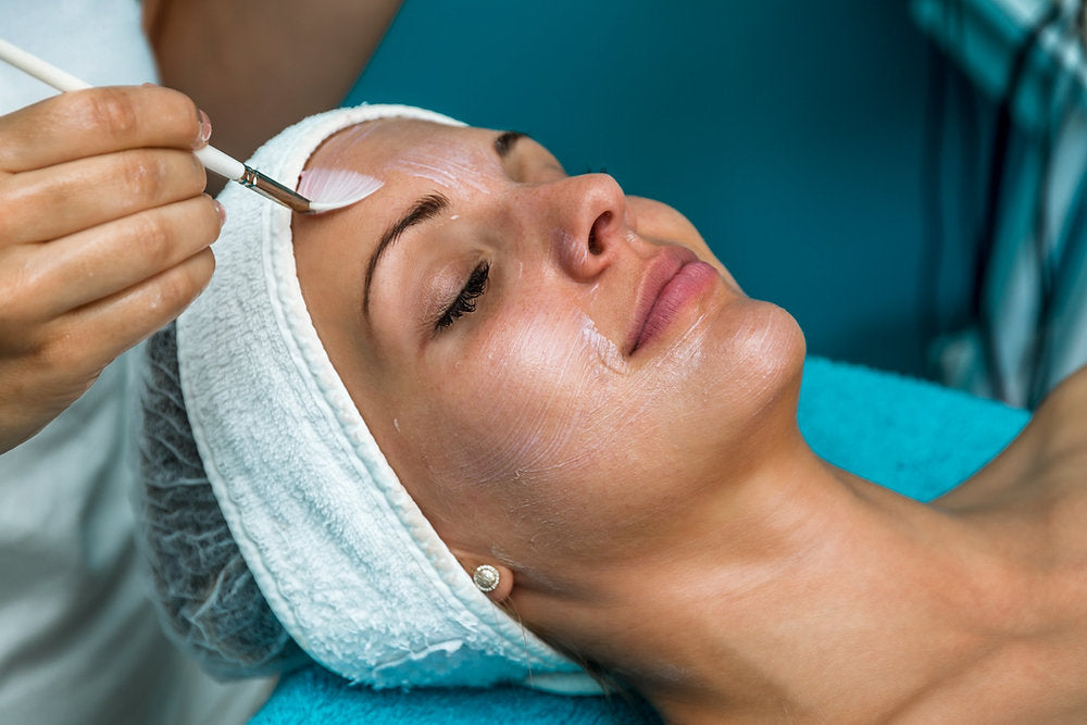 5 Reasons To Consider A Chemical Peel Treatment